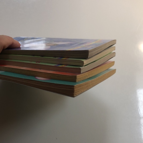 SET of 5 - Rainbow Magic books - Picture 14 of 14